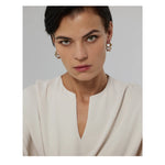 Yhpup Brincos de argola coloridos de zircônia cúbica de aço inoxidável para mulheres, brincos geométricos de textura de metal da moda requintada, presente