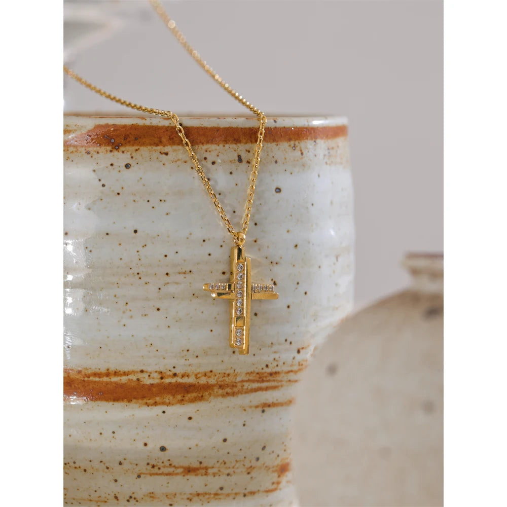 Yhpup cnc moda pingente colar requintado zircônia cúbica cruz 18k ouro pvd banhado tendência delicado jóias únicas atacado