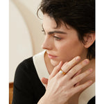 Yhpup anel de pérola de concha de aço inoxidável sem manchas, pingente de cor dourada 18k, joias vintage elegantes para mulheres, presente de gala