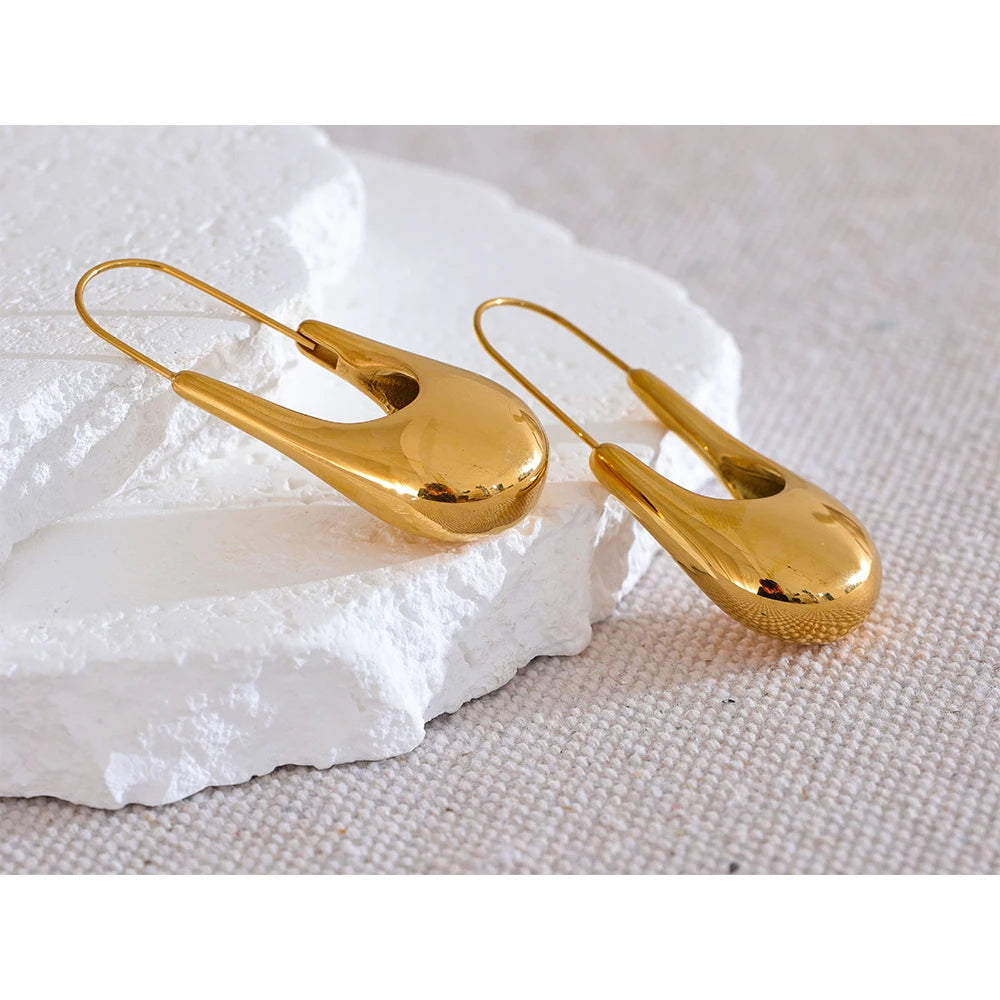 Yhpup Brincos de argola geométricos de aço inoxidável de alta qualidade 18K PVD banhado a textura elegante joias incomuns para mulheres