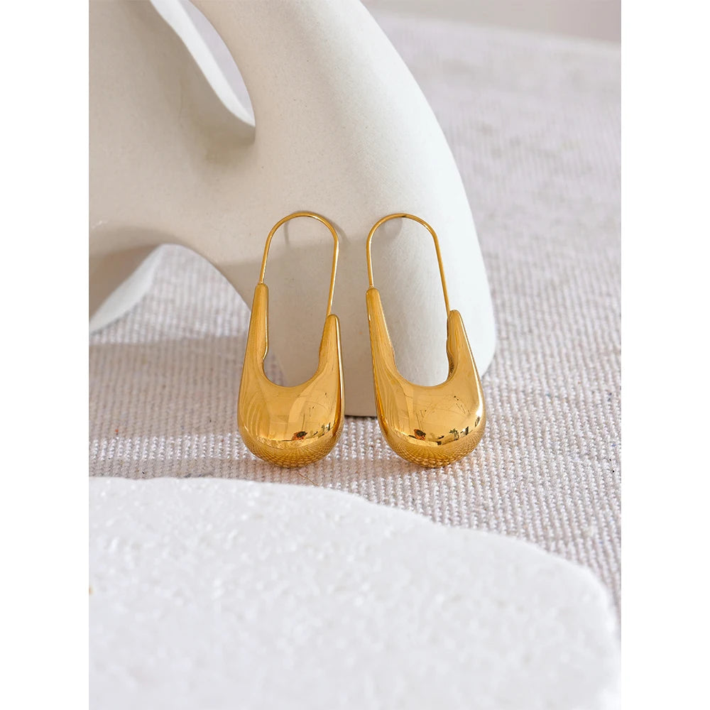 Yhpup Brincos de argola geométricos de aço inoxidável de alta qualidade 18K PVD banhado a textura elegante joias incomuns para mulheres