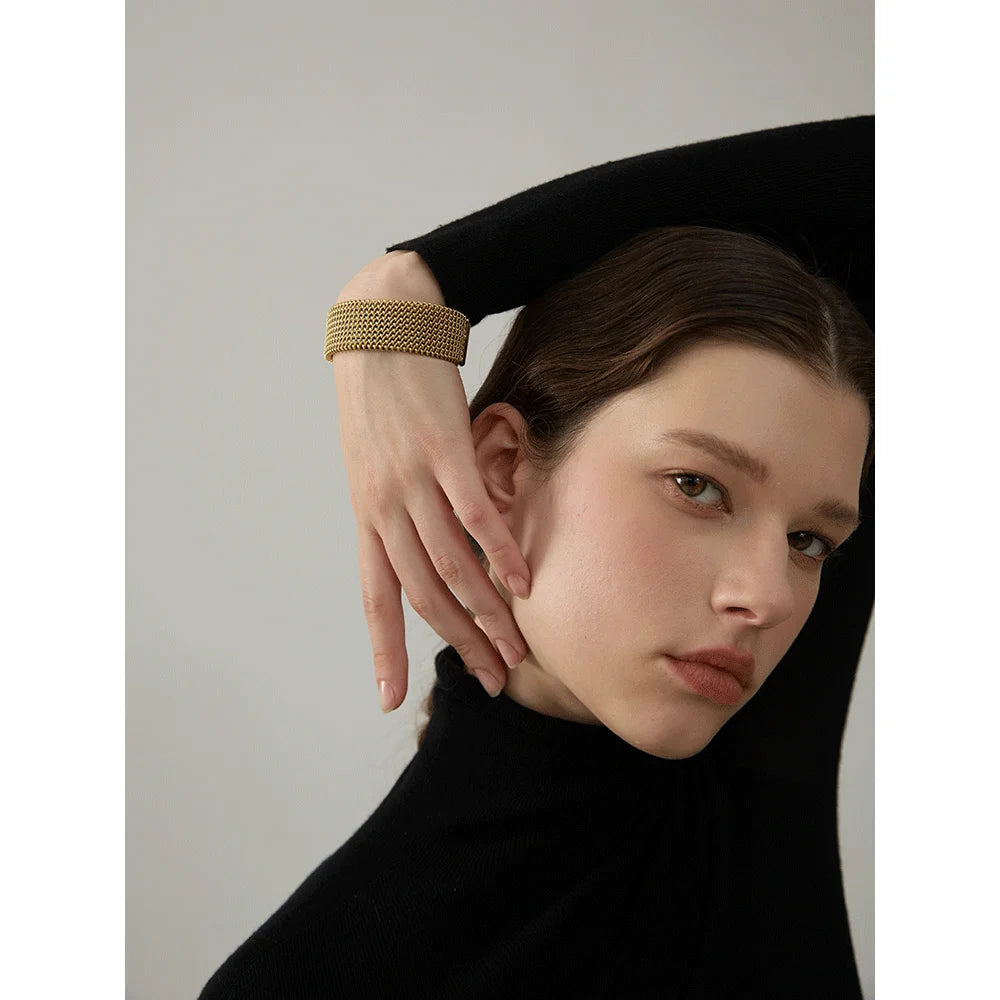 Yhpup 23mm à prova dwaterproof água de aço inoxidável metal ampla aberta pulseira para mulheres alta qualidade declaração textura jóias bijoux