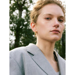 Yhpup brincos de argola geométricos retangulares de aço inoxidável, metal brilhante de alta qualidade, cor dourada 18k, textura banhada a pvd, joia, presente