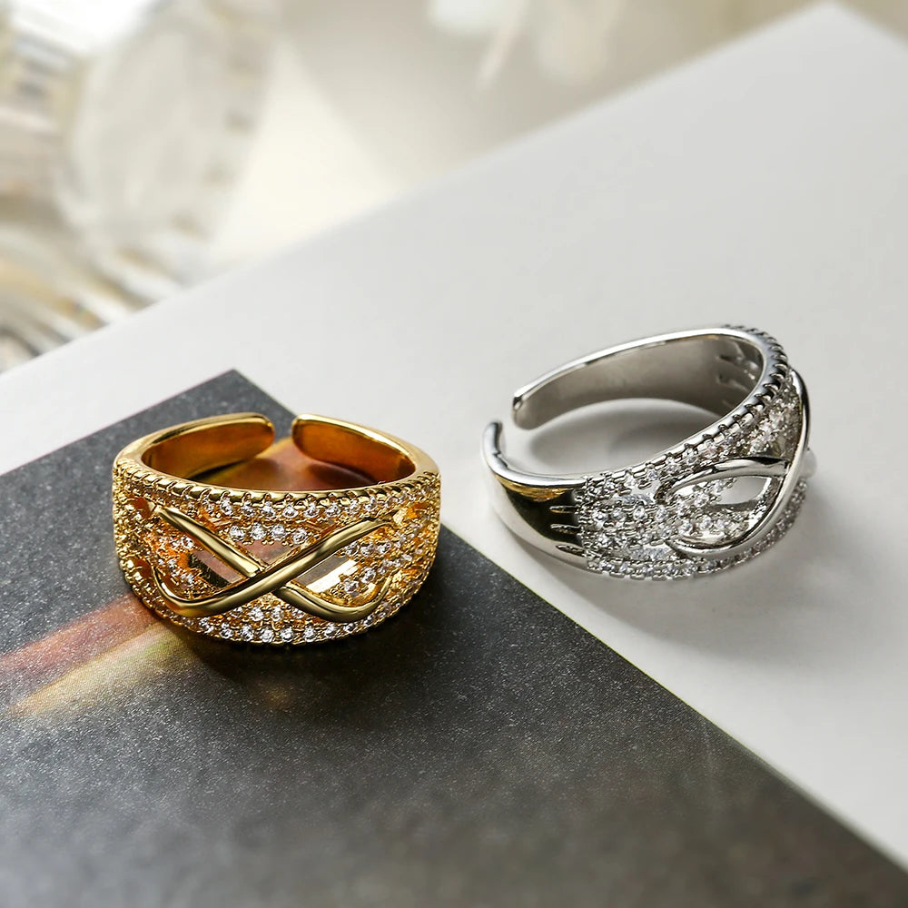 Anel Infinito com Zircônia - Lafemininy