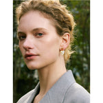 Yhpup exclusivo concha natural zircônia coração amor brincos de alta qualidade aço inoxidável banhado a pvd joias requintadas