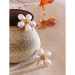 Yhpup brincos de pérola simulada, elegância dourada, flor, moda, aço inoxidável, dourado, diário, joias, recomendado