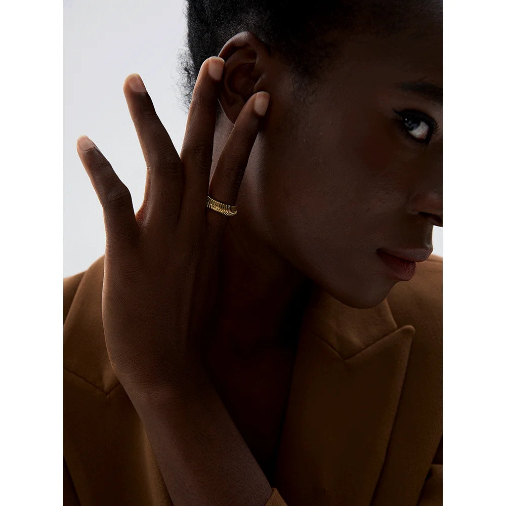 Yhpup moda aço inoxidável redondo elástico aberto anel minimalista 18k pvd banhado metal clássico textura jóias anillo bijoux