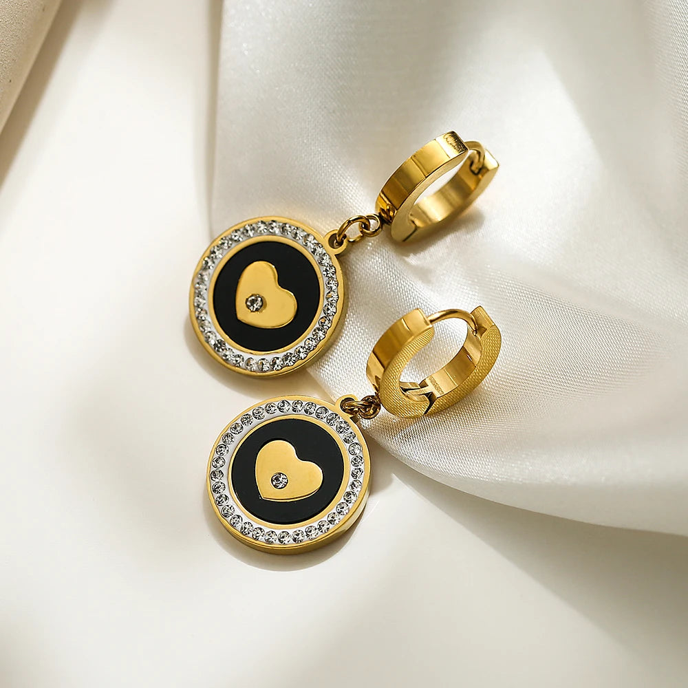 Argola Coração Cravejado com Zircônia - Lafemininy