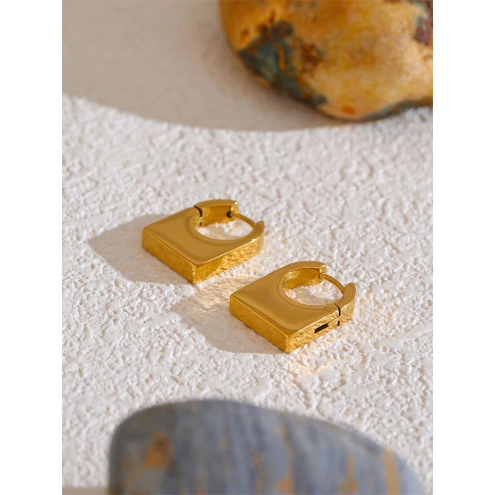 Yhpup brincos de argola geométricos retangulares de aço inoxidável, metal brilhante de alta qualidade, cor dourada 18k, textura banhada a pvd, joia, presente