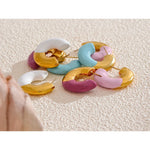 Brincos Huggie Forma Yhpup-C para Mulheres, Cor do Ouro, Aço Inoxidável, Jóias Diárias, Impermeável, Esmalte Requintado, Colorido, Versátil