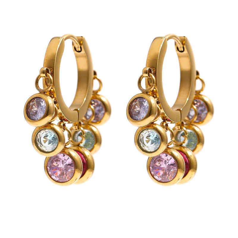 Yhpup Brincos de argola coloridos de zircônia cúbica de aço inoxidável para mulheres, brincos geométricos de textura de metal da moda requintada, presente