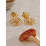 Yhpup elegante design exclusivo de aço inoxidável concha oca brincos 18k banhado a ouro estilo oceano joias diárias