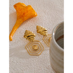 Yhpup elegante design exclusivo de aço inoxidável concha oca brincos 18k banhado a ouro estilo oceano joias diárias