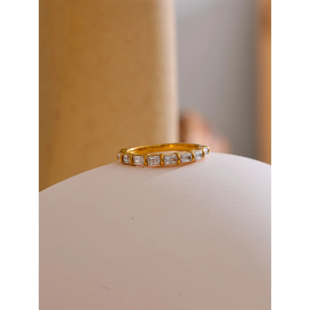 Yhpup 678 # Anel dourado de zircônia cúbica brilhante delicado, aço inoxidável 316l, joias elegantes da moda para mulheres, acessórios banhados a pvd