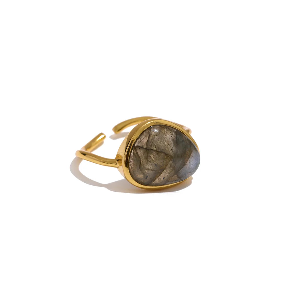 Anel Dourado, Anel de Luxo, Anel ouro, Anel com pedra, Anel regulável, Anel Luxuoso