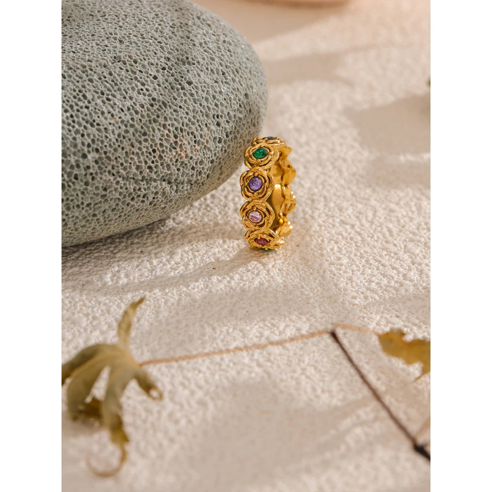 Yhpup Anel de flor de zircônia cúbica colorida 18K cor dourada PVD banhado a aço inoxidável moda dedo joias acessórios presente