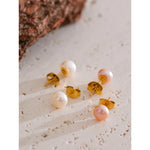 Yhpup 6mm de alta qualidade branco rosa natural pão de água doce pérola pequenos brincos femininos aço inoxidável jóias diárias presente