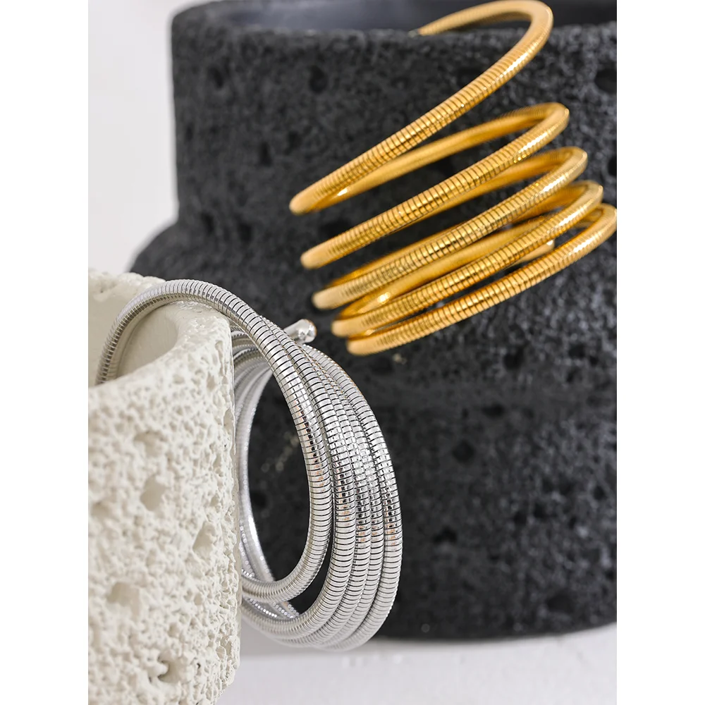 Pulseira Empilhável de Aço Inoxidável com Banho de Ouro - Lafemininy